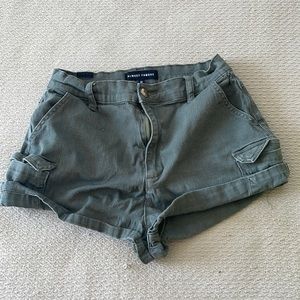 Almost Famous women’s green shorts